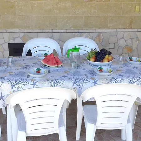 Holiday Via Capilongo بيت للعطل *